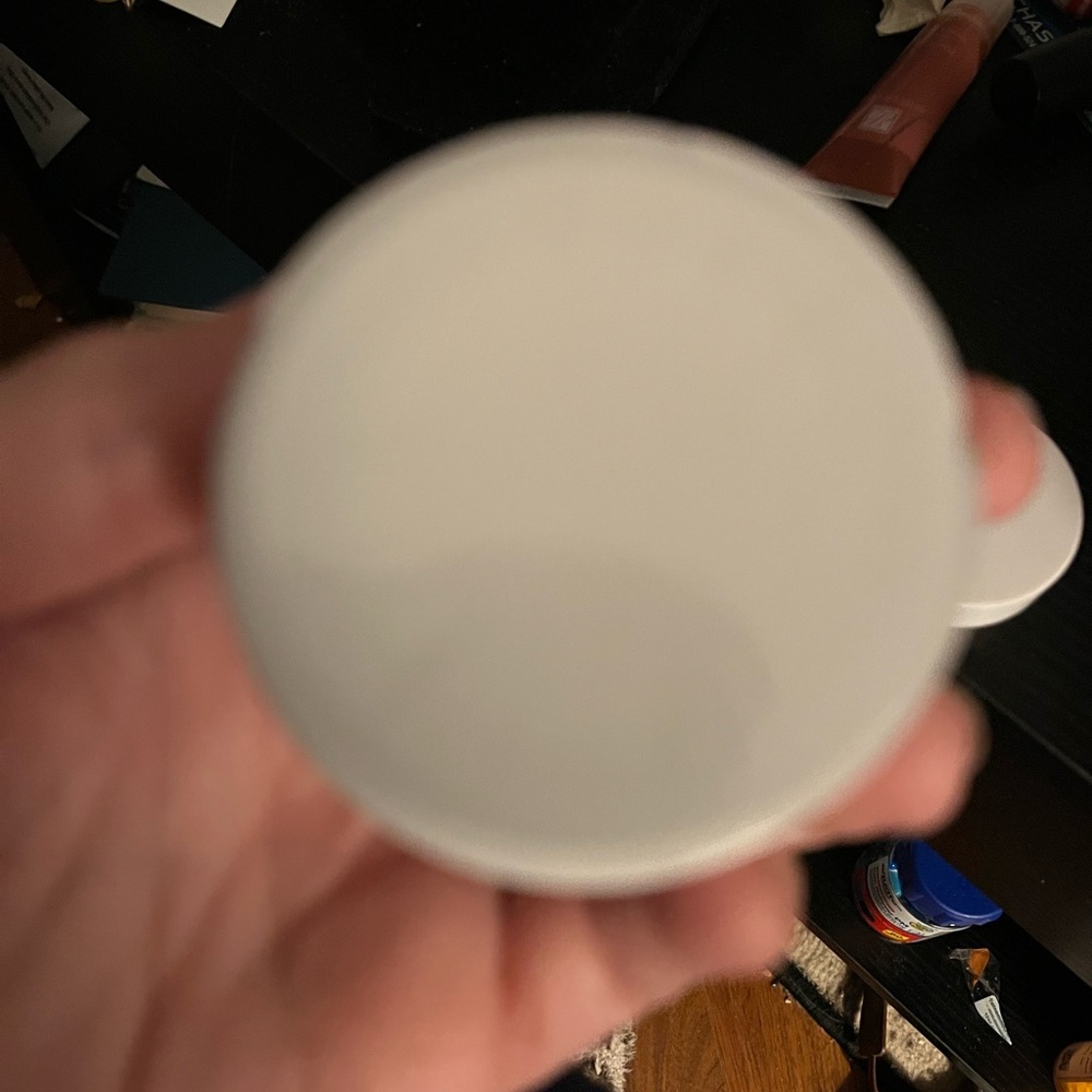 Kiehl's Ultra Facial Cream - White Jar Full size product. - Picture 2 of 3